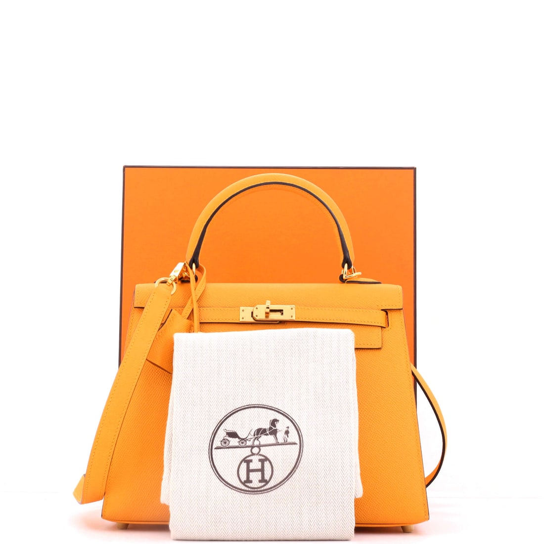 Hermes Kelly Handbag Yellow Epsom with Gold Hardware 25: Hermes delivers iconic form and fearless flair with this stunning creation. Featuring the iconic Hermes Kelly Handbag Yellow Epsom with Gold Hardware 25, its a testament to refined rebellion. The