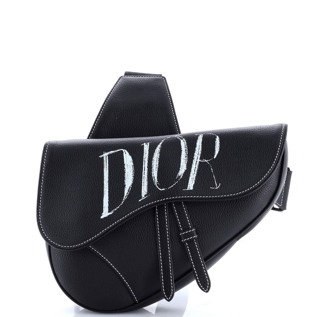 Christian Dior Alex Foxton Logo Saddle Crossbody Bag: There are handbags, and then there is the Christian Dior Alex Foxton Logo Saddle Crossbody Bag refuses to be forgettable. It has that rare ability to feel timeless and entirely current at once. It doe