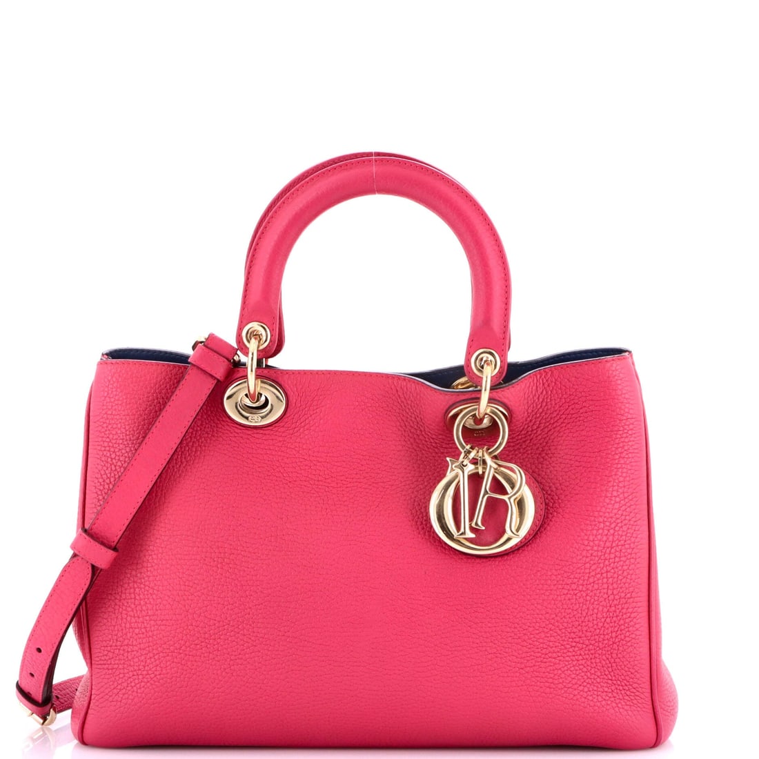 Christian Dior Diorissimo Tote: Christian Dior Diorissimo Tote is not here to be ordinary. It delivers polish without ever feeling predictable. Carry it once and suddenly everything else feels underdressed.