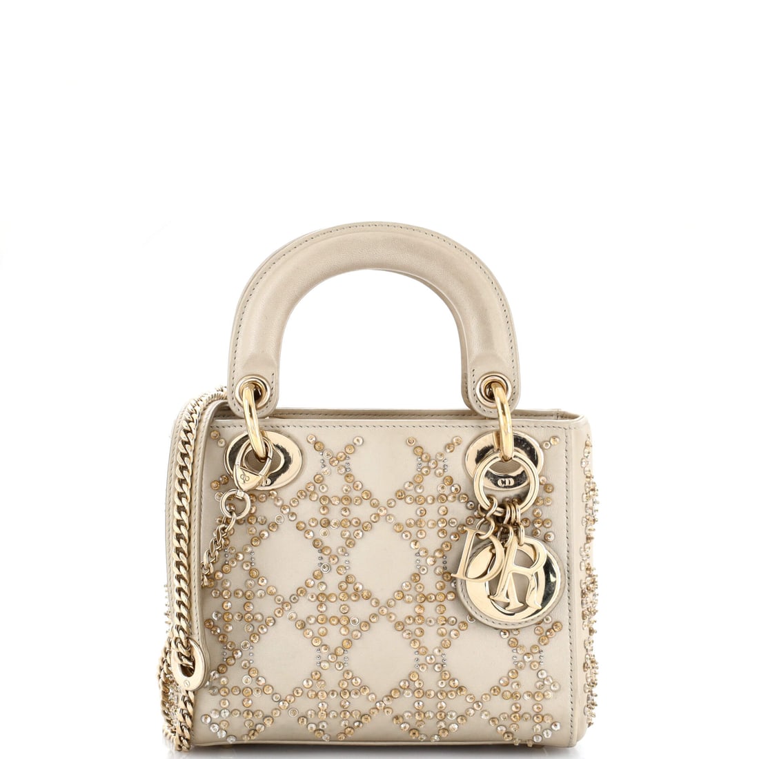 Christian Dior Lady Dior Chain Bag: If confidence were an accessory, it would be the Christian Dior Lady Dior Chain Bag has that rare ability to feel timeless and entirely current at once. Proof that good taste rarely needs to raise its