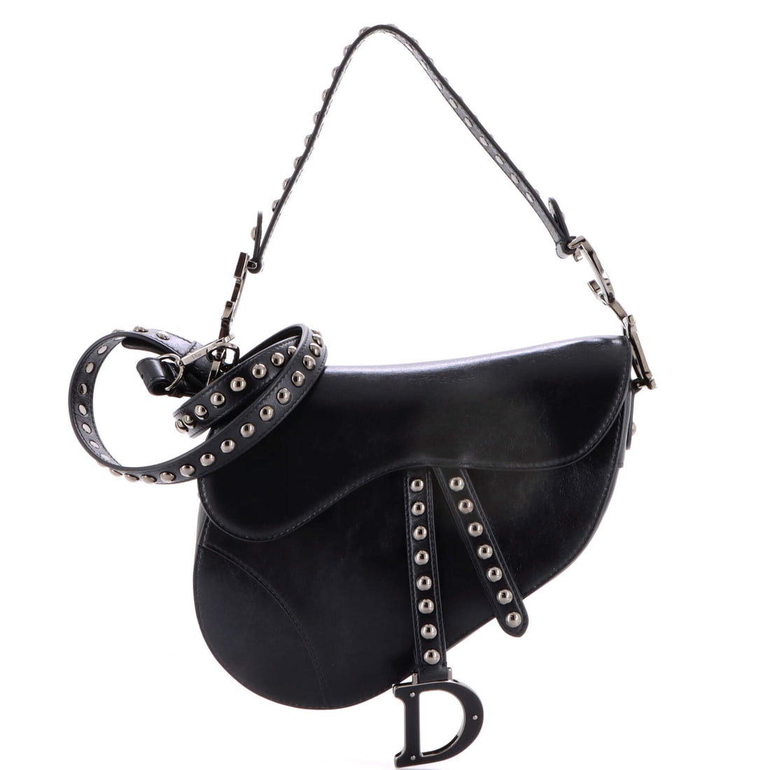 Christian Dior Saddle Handbag with Strap: The Christian Dior Saddle Handbag with Strap leans into its structure while keeping the mood delightfully relaxed. Proof that good taste rarely needs to raise its voice.