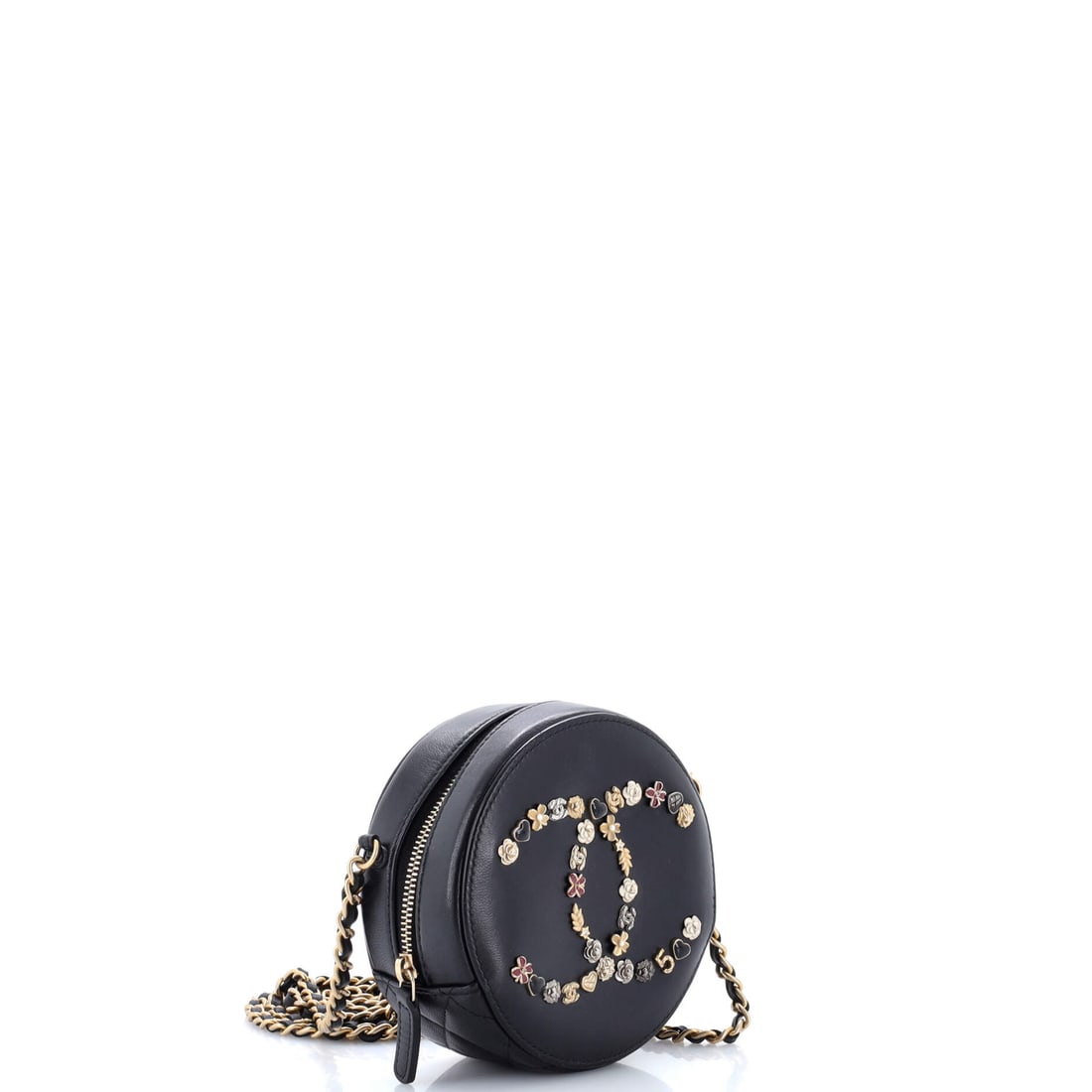 Chanel Lucky Charms Round Clutch With Chain Embellished Lambskin: Black meets couture precision in the Chanel Lucky Charms Round Clutch With Chain Embellished Lambskin. Every proportion of this Lambskin, Lambskin clutch reflects the Parisian fashion icon's commitmen