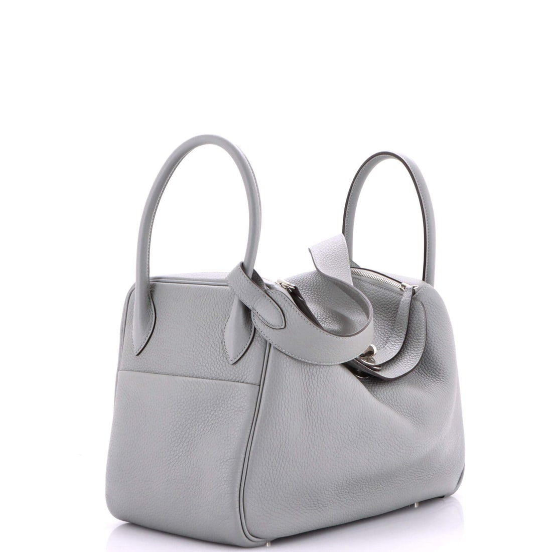 Hermes Lindy Bag Clemence 34: A Hermes Lindy Bag Clemence 34 in Blue does not require an occasion -- it creates one. This fine materials bag is the work of the pinnacle of luxury craftsmanship at its most self-assured, finished in