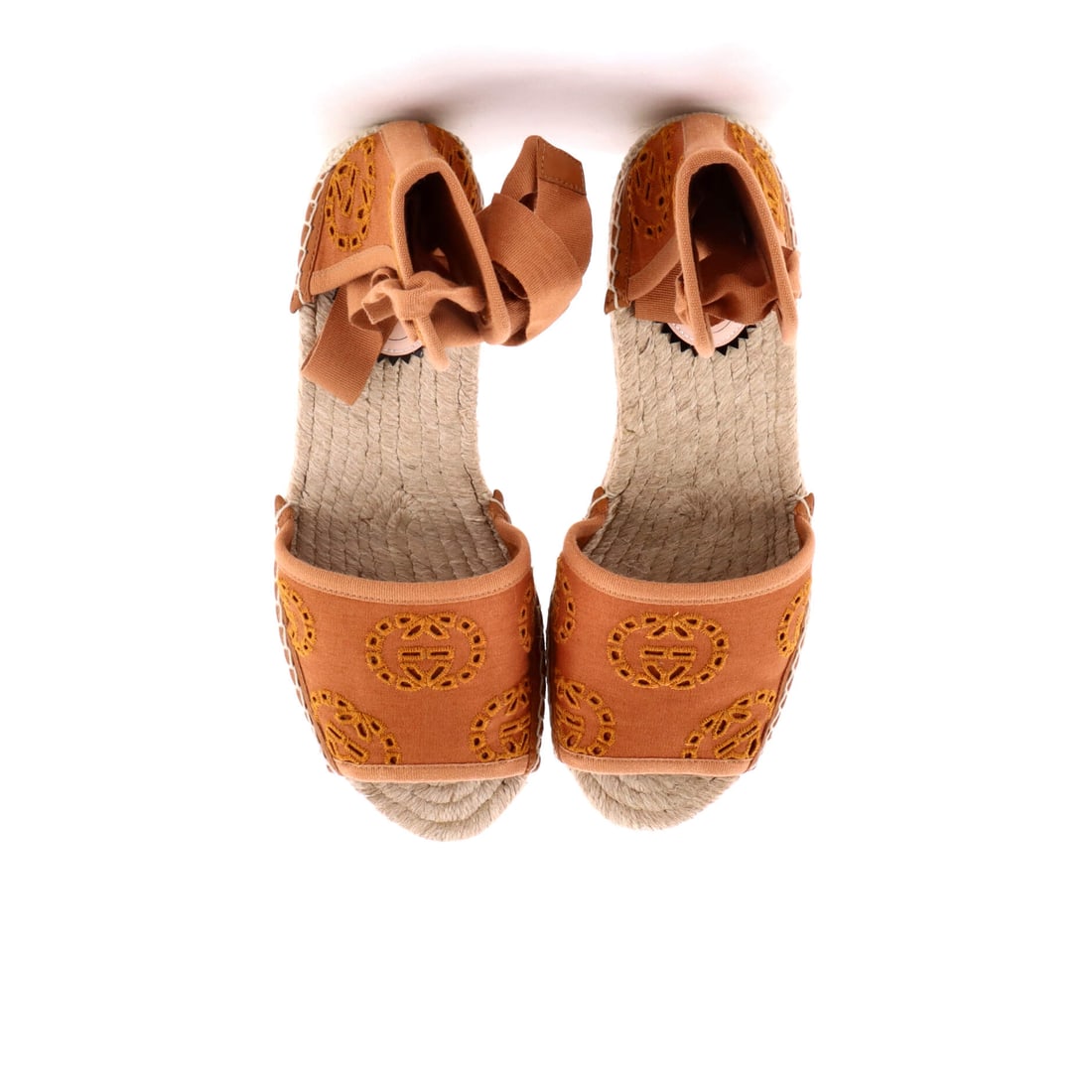 Gucci Women's Damita Espadrilles Interlocking G Embroidered Canvas: A shoe that commands attention without trying. From Gucci, the Women's Damita Espadrilles Interlocking G Embroidered Canvas in Brown canvas speaks for itself. Lot includes the following authentic