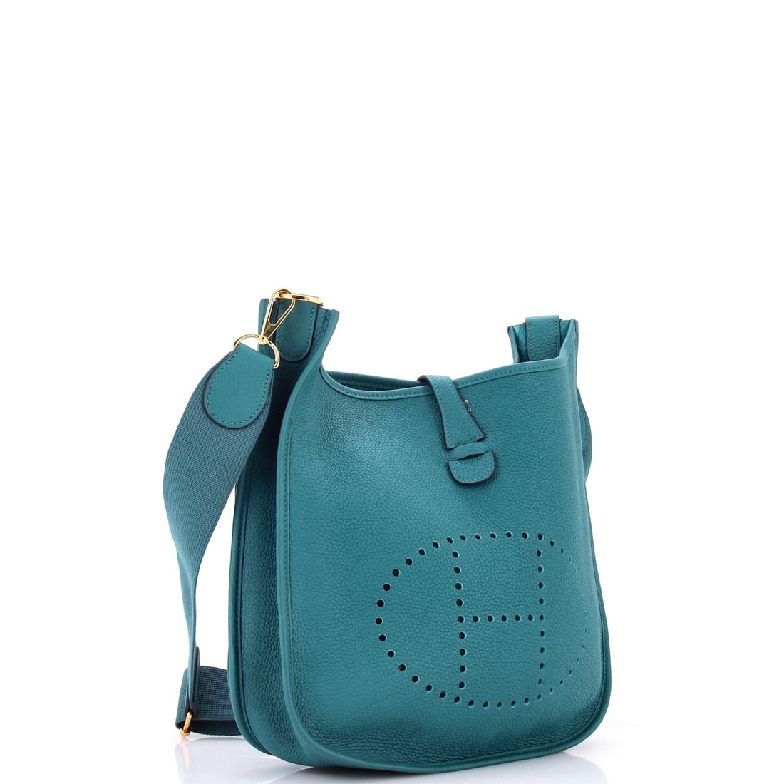 Hermes Evelyne Bag Gen III Clemence PM: This piece did not come to participate. It came to dominate. The Evelyne Bag Gen III Clemence is the kind of Hermes piece that starts conversations and finishes arguments. Presented in the PM size, a
