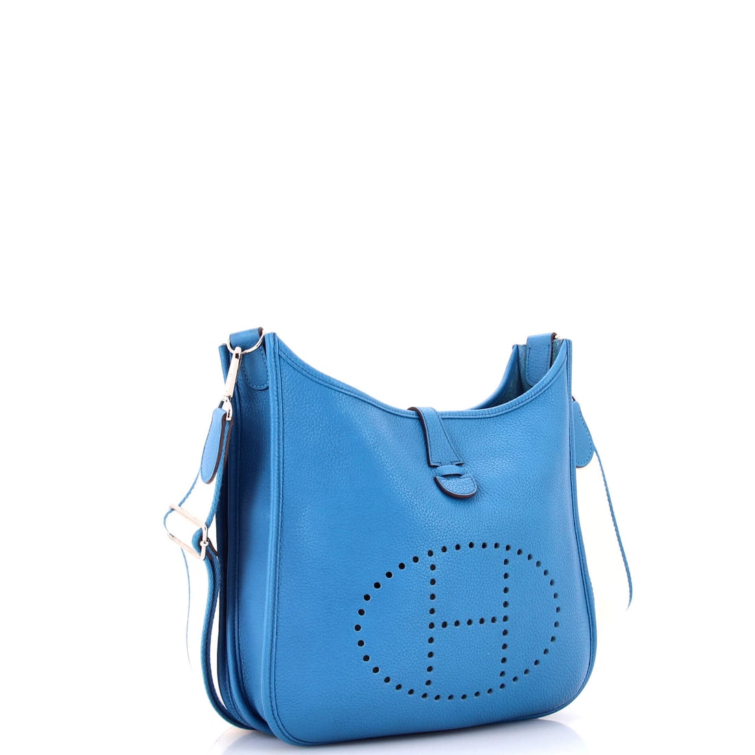 Hermes Evelyne Bag Gen III Clemence PM: Your wardrobe has been waiting for exactly this. Smart, sharp, and ready for whatever the week throws at it -- classic Hermes thinking. Presented in the PM size, a blue colorway. Approximate dimension