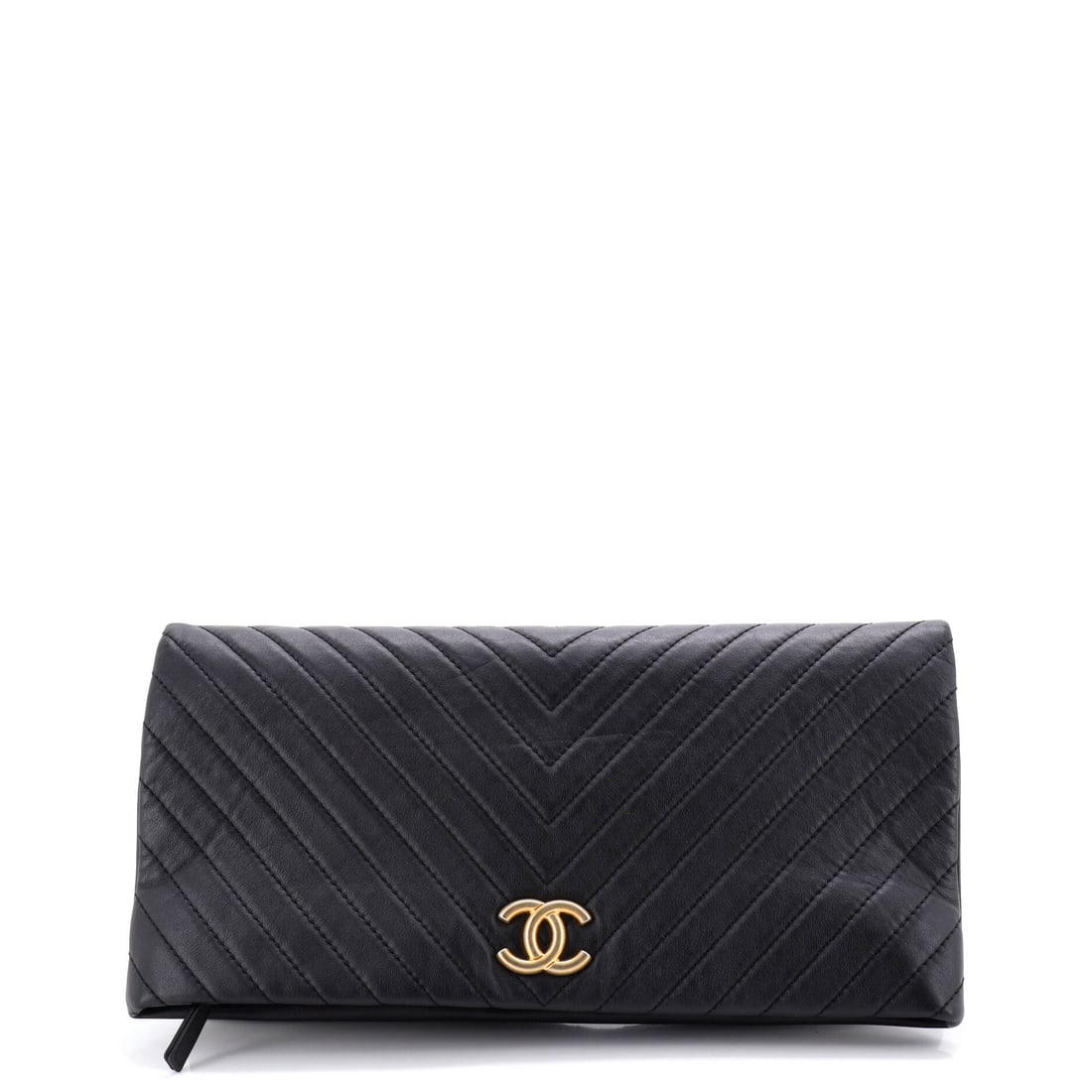 Chanel CC Foldover Clutch: This Chanel piece carries the unmistakable signature of French craftsmanship. Presented in Italian leather, this Chevron Lambskin incorporates signature clasps and refined detailing. Destined to