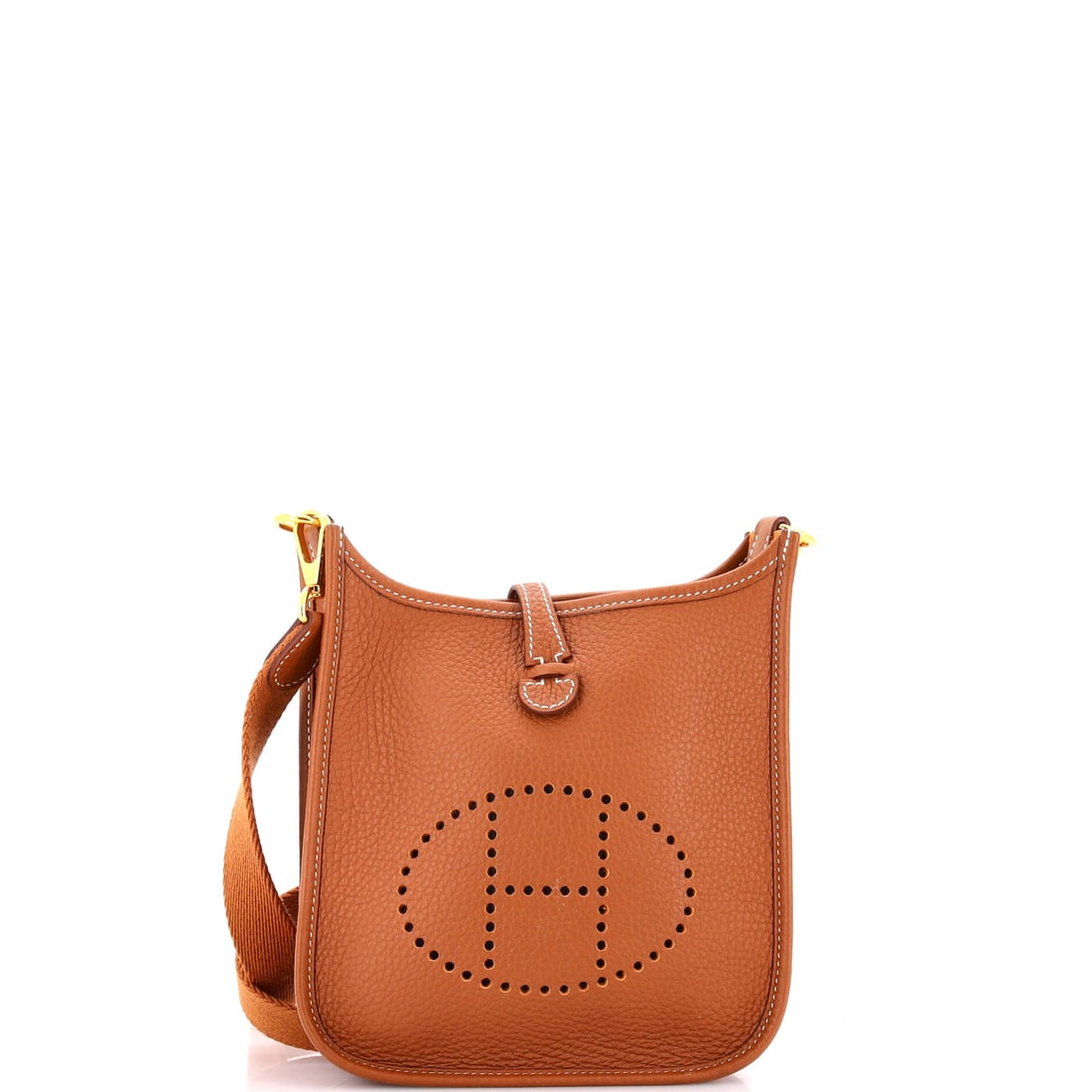 Hermes Evelyne Bag Gen III: Elegant essence emanates from this exquisite Hermes handbag. The gentle grace of embossed canvas enhanced by expertly placed pockets and secure fastenings. Elegance echoes in every element.