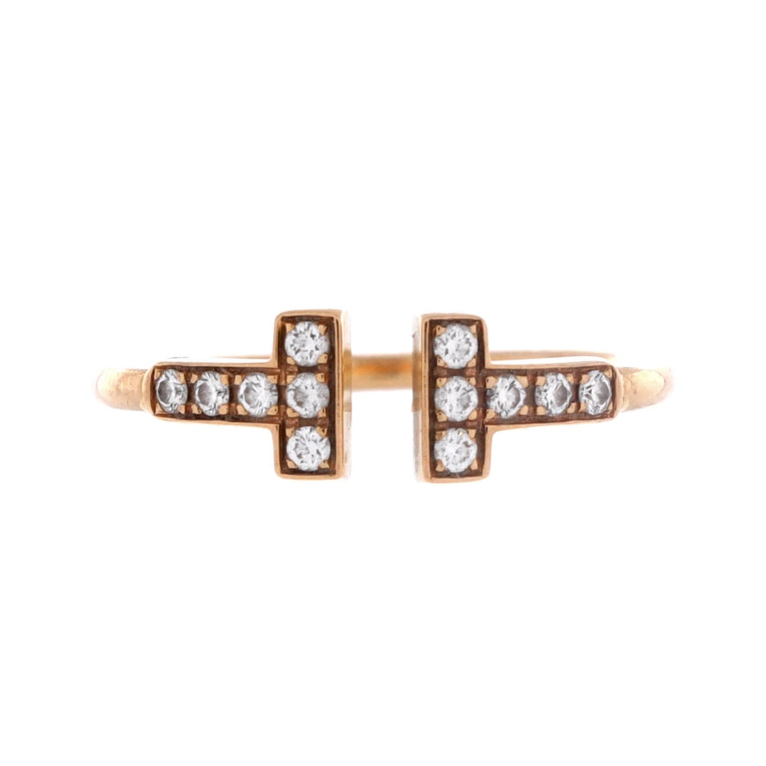 Rose Tiffany & Co. T Wire Ring: Clean lines, quiet confidence -- the Rose Tiffany & Co. T Wire Ring is the anchor of a well-edited wardrobe. Equally at ease in denim or a dress that deserves a moment. Crafted for the long game -- st