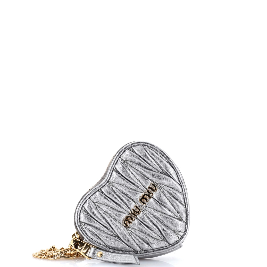 Miu Miu Heart Chain Coin Purse Matelasse Leather: When you need one piece that does it all, the Matelasse Leather Miu Miu Heart Chain Coin Purse raises its hand. rendered in Matelasse Leather. A versatile anchor for any look -- structured enough for 