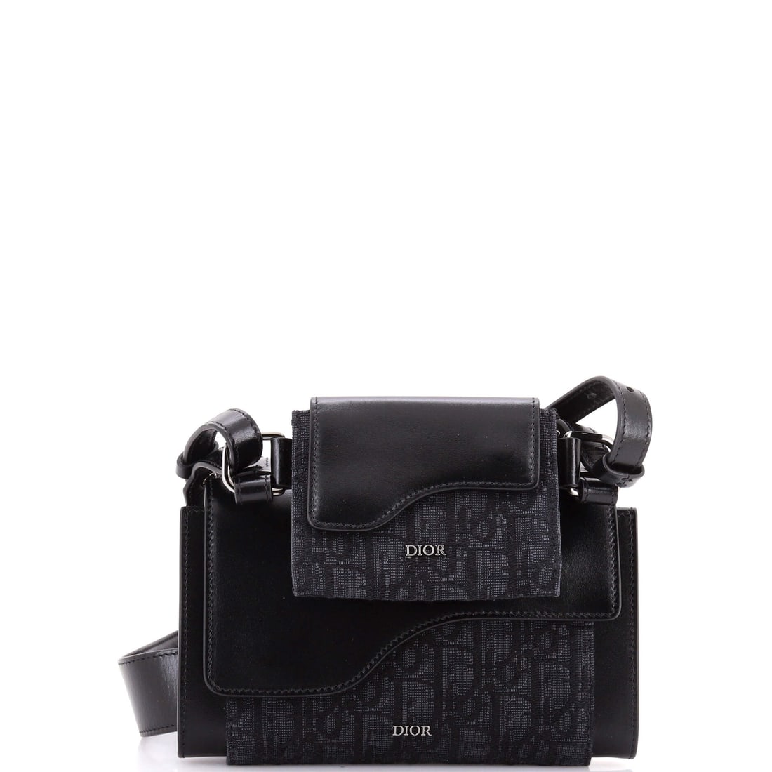 Christian Dior Elite Shoulder Pouch Oblique Canvas and Calfskin: There are pieces you admire and pieces you inherit. The Oblique Canvas and Calfskin Christian Dior Elite Shoulder Pouch belongs firmly to the latter. rendered in Oblique Canvas and Calfskin. Carried w
