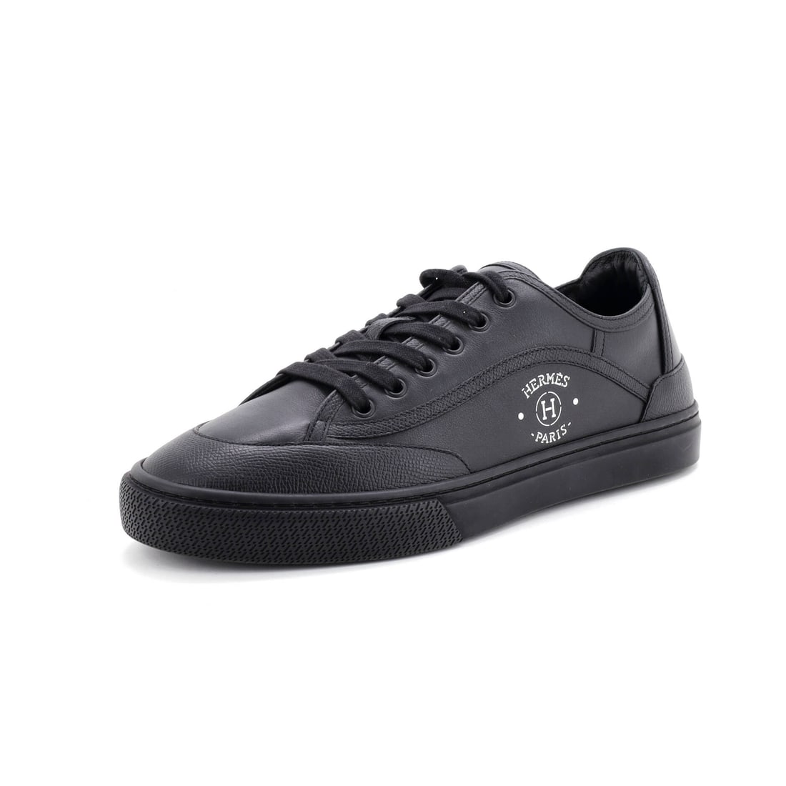 Hermes Men's Get Sneakers Leather (US(M) 8.5 | IT 41.5): The Hermes Men's Get Sneakers in Leather occupies the more deliberate part of the Hermes shoe library. Few materials carry the model's intent as confidently as leather does at this scale. A shoe that 