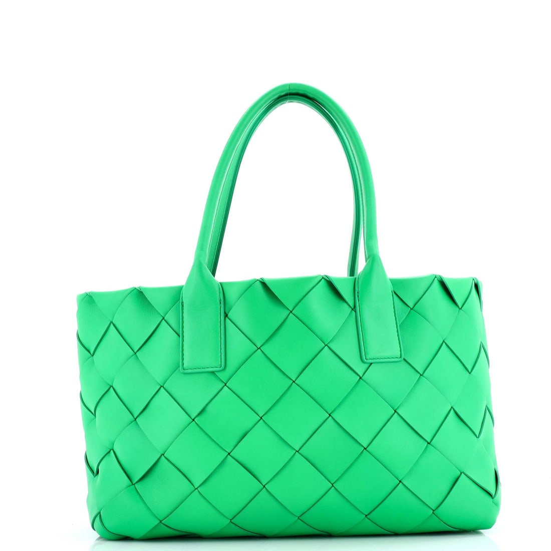 Bottega Veneta Cabat Tote Maxi Intrecciato Nappa (Small): The Bottega Veneta Cabat Tote in Maxi Intrecciato Nappa sits cleanly between daytime utility and evening polish, in size Small. The maxi intrecciato nappa treatment keeps the bag's surface reading as 