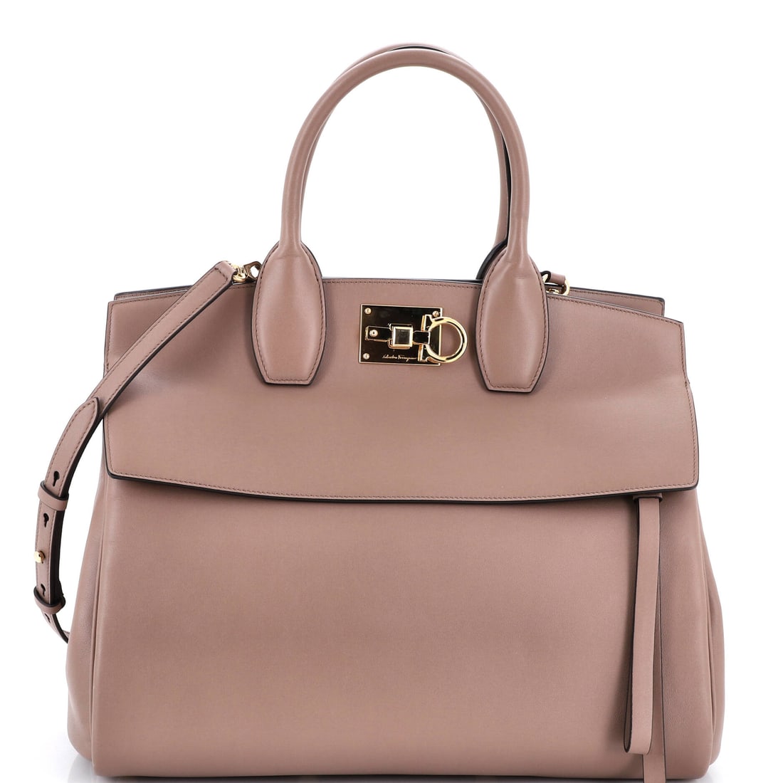 Salvatore Ferragamo Studio Satchel Leather (Medium): The Salvatore Ferragamo Studio Satchel in Leather is built to outlast the season it enters and the wardrobe it joins, in size Medium. The leather hand falls between the softer slouch of the house's da