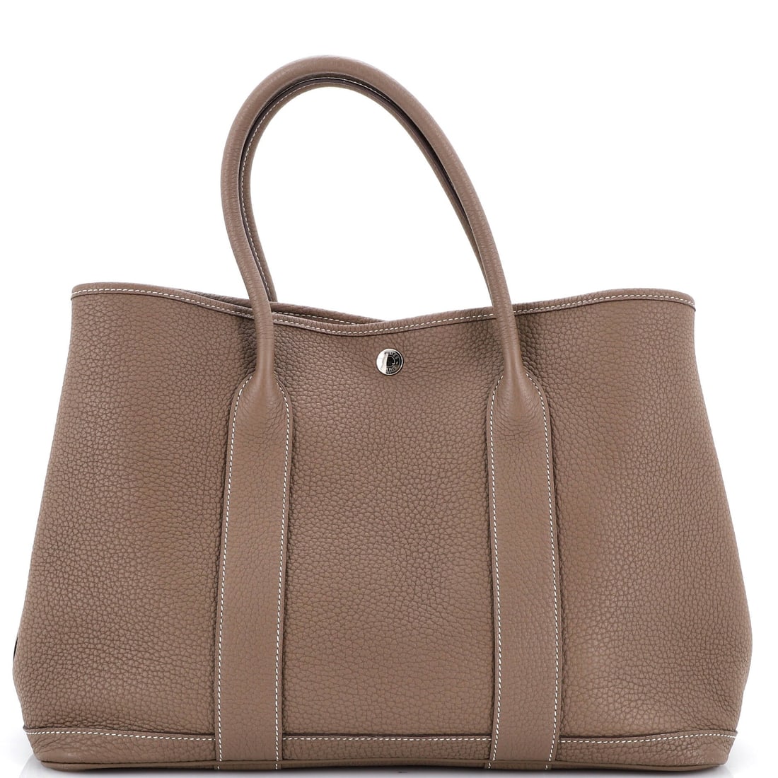 Hermes Garden Party Tote Leather (36): The Hermes Garden Party Tote in Leather is among the more covetable readings of the model in the current Hermes library, in size 36. The leather finish photographs evenly across light and registers as