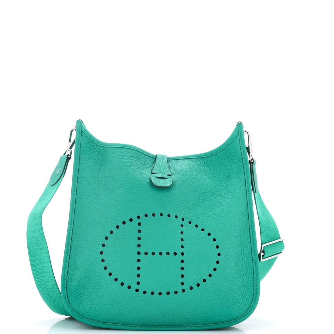 Hermes Evelyne Bag Gen III Clemence (PM): The Hermes Evelyne Bag Gen III in Clemence occupies the more practical end of the Hermes bag library, sized for the everyday and finished for the front row. Clemence is Hermes's softer pebbled calfski