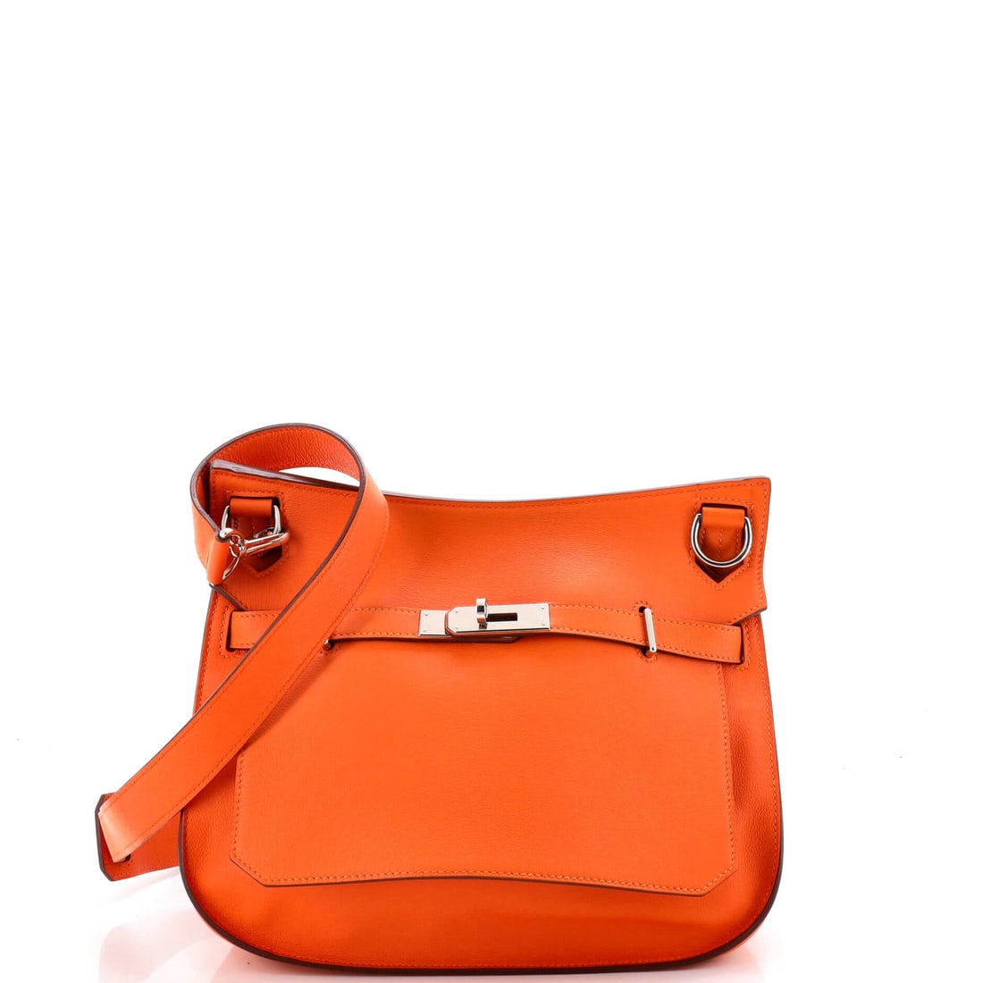 Hermes Jypsiere Bag Swift (28): The Hermes Jypsiere Bag in Swift reads at first glance as architecture rather than accessory. Swift is Hermes's fine, smooth calfskin, light in the hand and the variant most often chosen for color sat