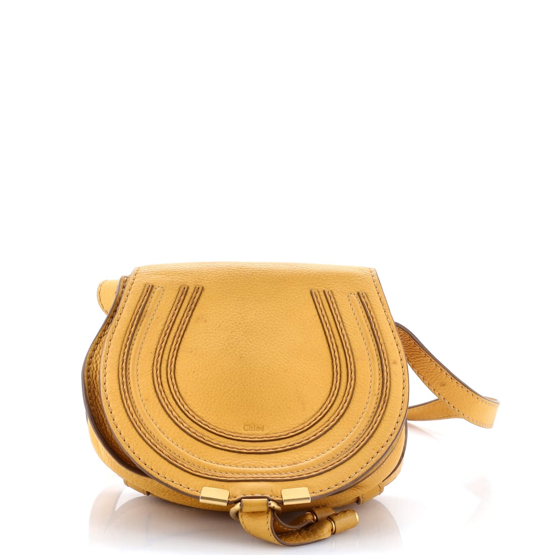 Chloe Marcie Crossbody Bag Leather Mini: The Chloe Marcie Crossbody Bag carries a stance the maison has refined across many iterations into something instantly recognizable. Worked in Leather, the surface carries a measured, well-bred polish
