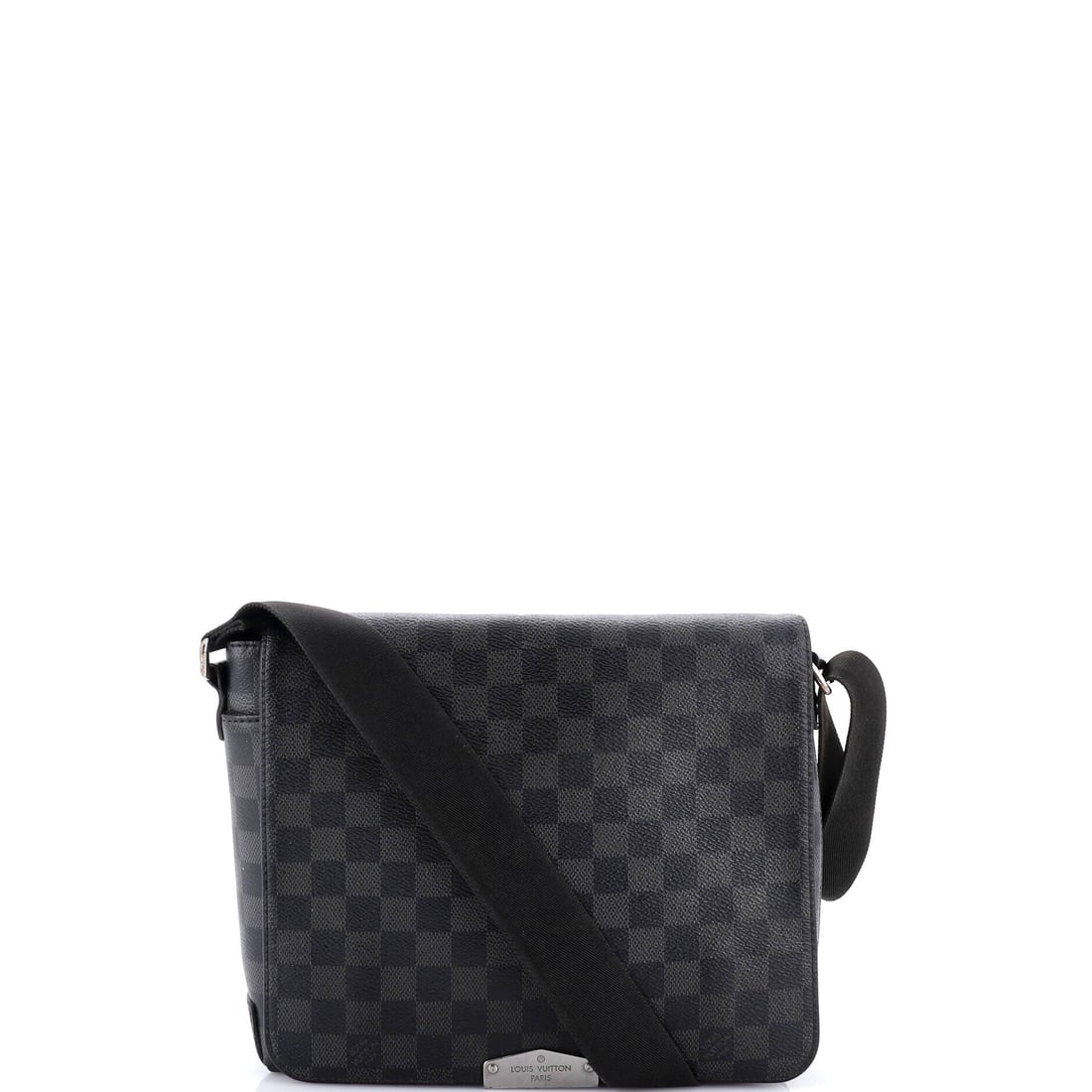 Louis Vuitton District Messenger Bag Damier Graphite PM: Louis Vuitton's District Messenger Bag sits squarely in the maison's most-quoted handbag language, with a profile that has earned its place in serious wardrobes. Construction sits in Damier Graphite, 