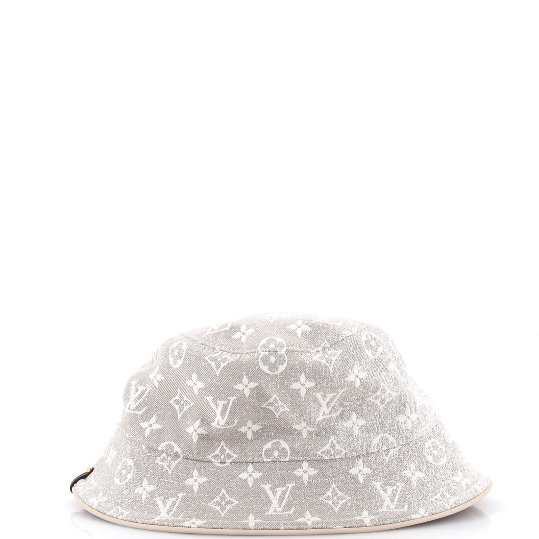 Louis Vuitton Bob Bucket Hat Monogram Jacquard Denim: Chignon-tuned, the Louis Vuitton Bob Bucket Hat carries house code from comb to teeth. Worked in Monogram Jacquard Denim. The proportion is judged for real wear, more talisman than statement. It eleva