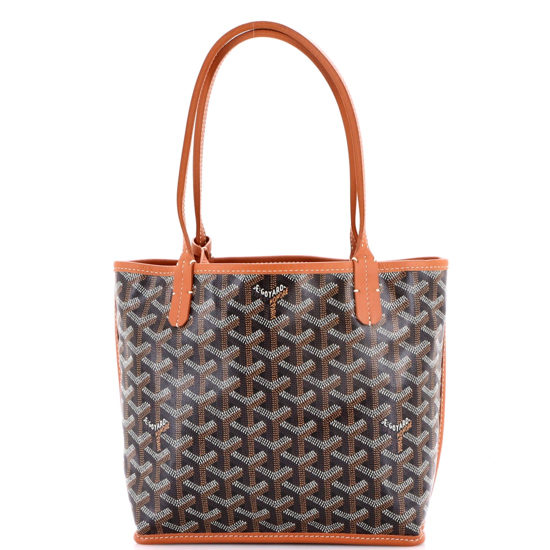 Bottega Veneta Drop Shoulder Bag Intrecciato Nappa Small: Drop Shoulder Bag by Bottega Veneta is built around its interior logic, the compartments calibrated for daily rotation rather than catalog elegance. A clean, editorial green pulls the eye first, drawn