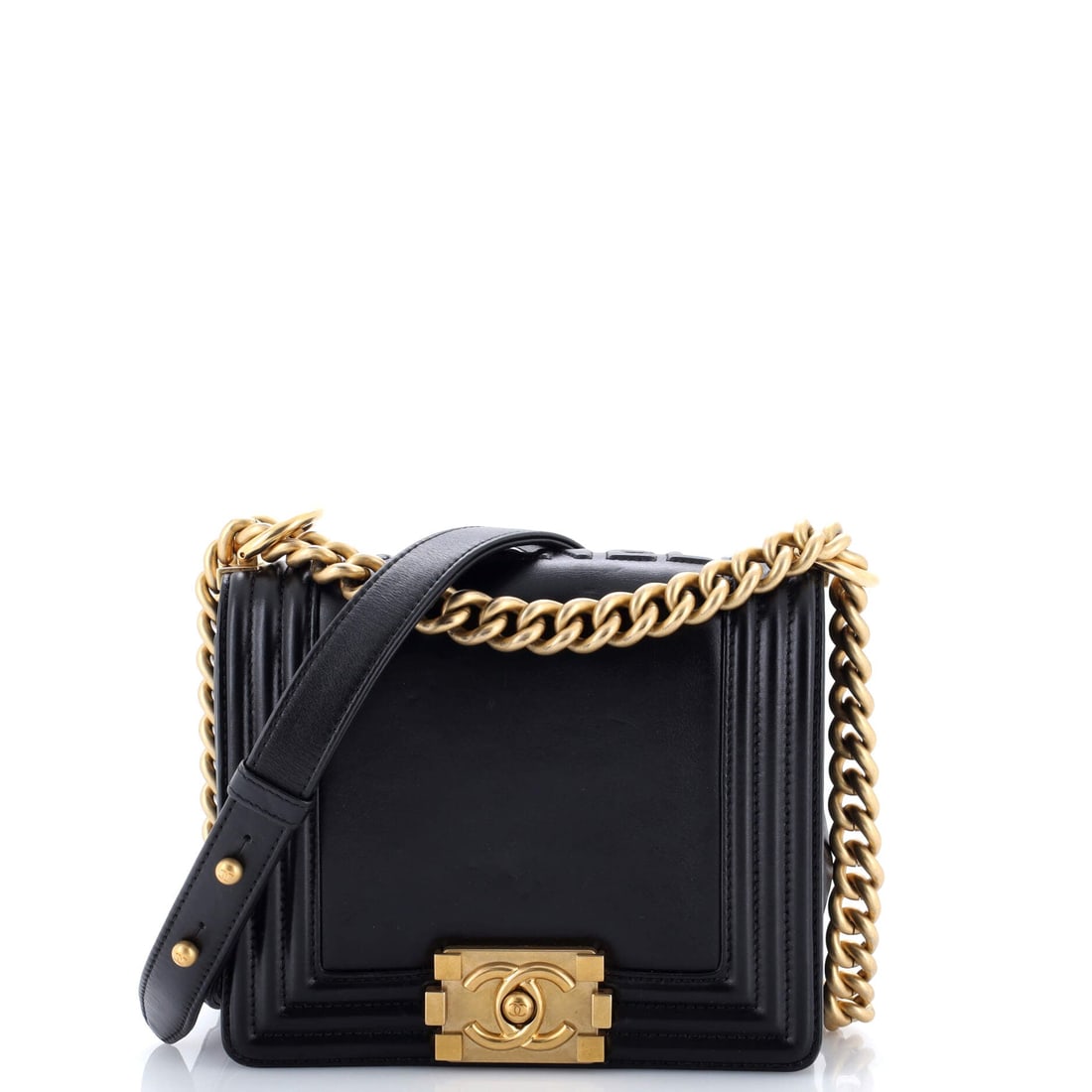 Louis Vuitton Wynwood Handbag Monogram Vernis with Monogram Canvas and Epi Leather: On the body, the Louis Vuitton Wynwood Handbag settles fast, a carry profile tuned across decades of the line. A luminous blue, brown, red palette carries the read, rendered in Monogram, the canvas Ge