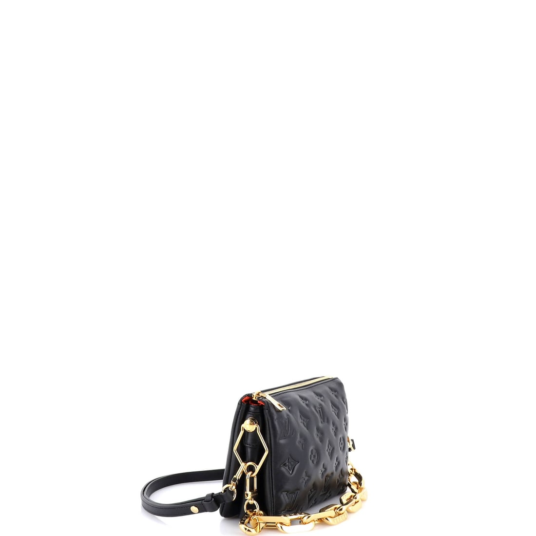 Louis Vuitton 7 Days A Week Handbag Damier Graphite: Louis Vuitton's 7 Days A Week Handbag leans on its hardware, the fittings rendered with the polish that anchors the house silhouette. In black, the silhouette reads modern without effort, finished in 