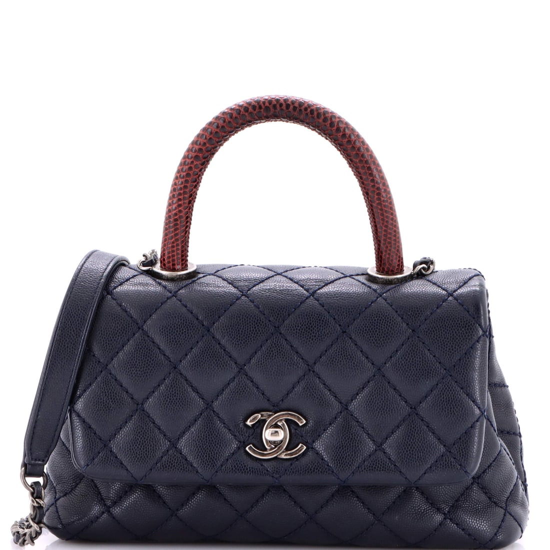 Goyard Saint Louis Tote Coated Canvas GM: This Goyard Saint Louis Tote leans on the house's coated canvas, a waterproofed jute and cotton famous for its quiet chevron, the kind of surface that improves with carry rather than asking to be prot
