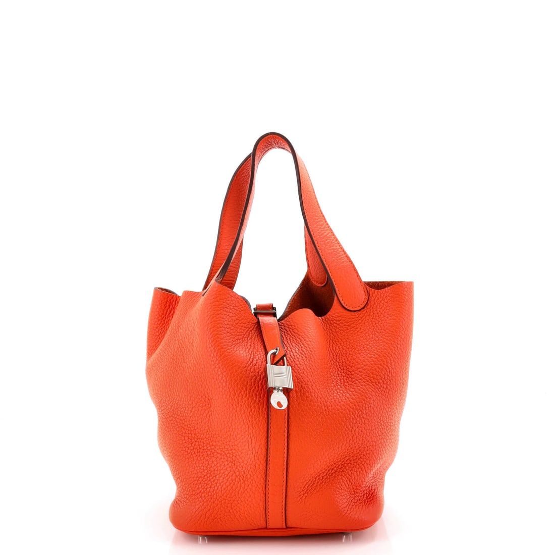 Hermes Picotin Lock Bag Clemence MM: The Hermes Picotin Lock Bag arrives with the kind of exterior architecture that reads at a glance, its silhouette holding its line whether set down or carried. Built in Clemence, a supple grained calf