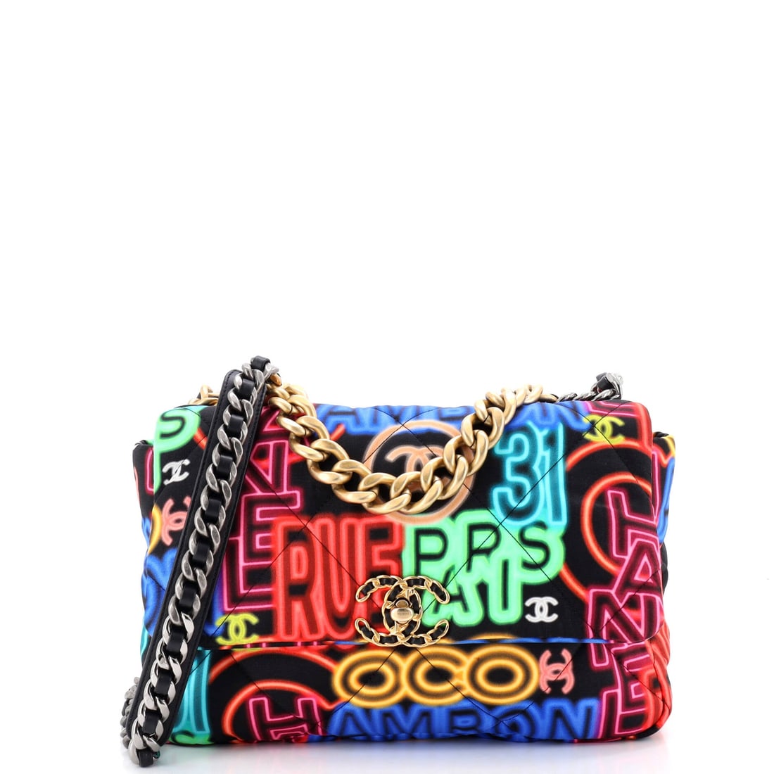 Christian Dior My ABCDior Lady Dior Bag Metallic Cannage Quilt Leather: Cut to the Christian Dior My ABCDior Lady Dior Bag silhouette that the maison has refined across seasons, this example holds its shape with the assurance of a piece built to be looked at as well as us