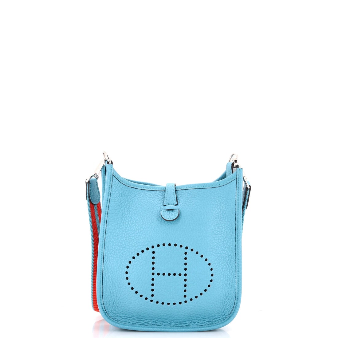 Hermes Evelyne Bag Gen III Clemence TPM: This Hermes Evelyne Bag Gen III treats its pockets as architecture rather than afterthought, the layout calibrated for the small rituals of leaving the house. The material story here is Clemence, a su