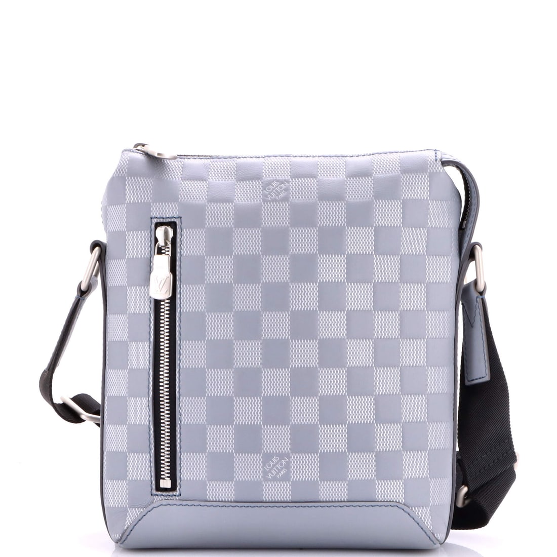 Louis Vuitton Discovery Messenger Bag Damier Infini Leather BB Gray: The Louis Vuitton Discovery Messenger Bag Infini in gray Damier canvas. The Damier check is one of Louis Vuitton's enduring house patterns. This is the BB format. Approximate dimensions are 10 x 8 x