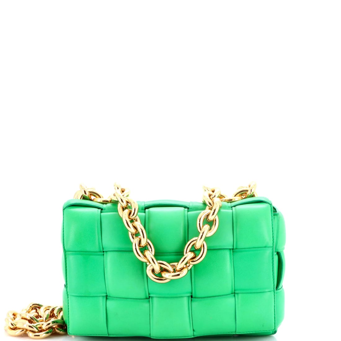 Chanel 31 Rue Cambon Flap Bag Clip-On Earrings Metal: The Chanel 31 Rue Cambon Flap Bag Clip-On Earrings Metal needs little introduction among collectors. Worn close to the skin, it keeps a quiet, deliberate weight. It sits comfortably among finer