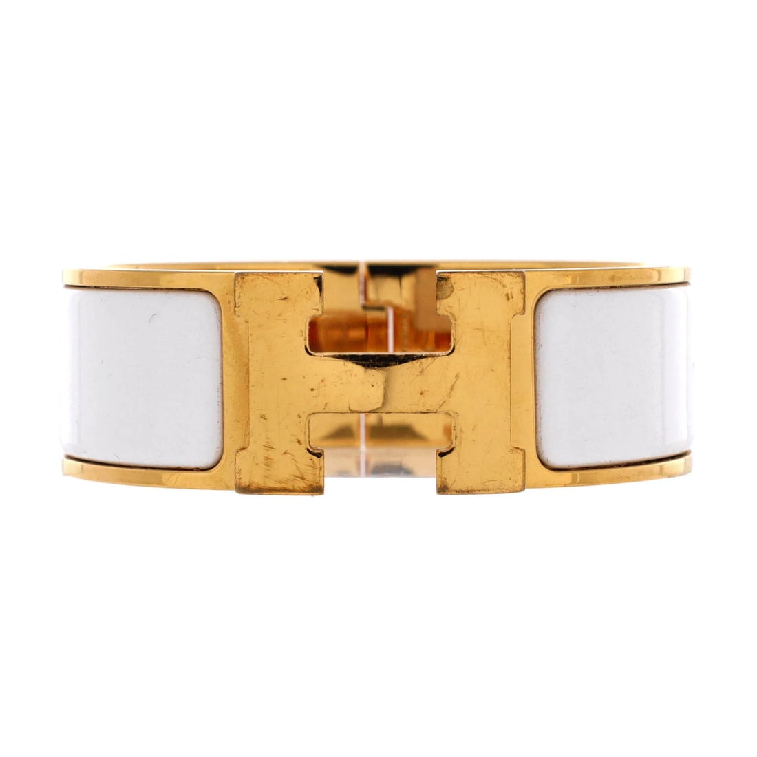Louis Vuitton Trunk Clutch Reverse Monogram Canvas: Here is the Louis Vuitton Trunk clutch, finished in Reverse Monogram coated canvas with Monogram coated canvas. Recorded dimensions are roughly 9 x 6 x 3 in. The design draws directly on the maison's