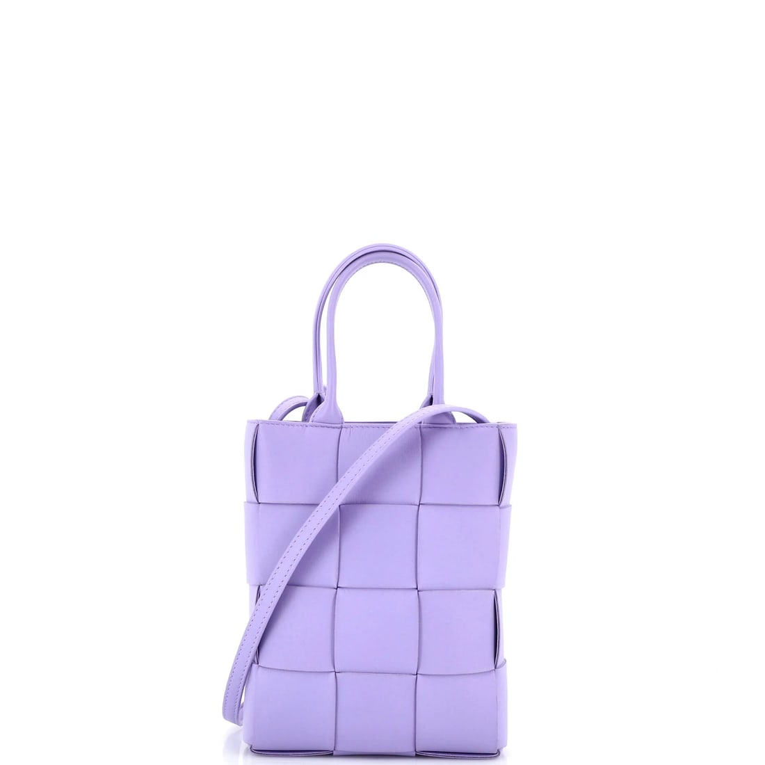 Bottega Veneta Padded Tech Cassette Crossbody Bag Intrecciato Nylon: The Bottega Veneta Cassette crossbody bag arrives in Intrecciato woven nylon. It measures approximately 11 x 6 x 3 in. The Cassette is built around the house's padded woven construction. The closure a