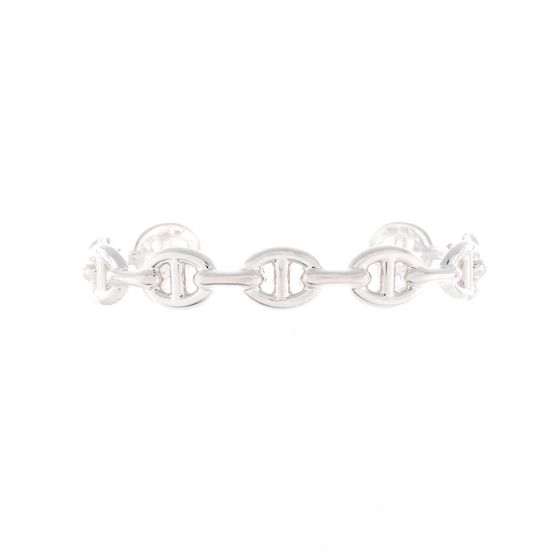 Hermes Pop H Pendant Chain Necklace Metal and Enamel Mini: Few Hermes shapes read as quickly as the Pop H Pendant Chain Necklace Metal and Enamel Mini. It is worked in enamel. Worn close to the skin, it keeps a quiet, deliberate weight. It sits comfortably