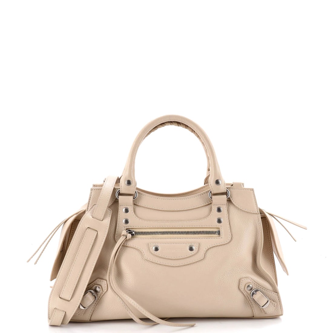 Louis Vuitton Keepall Bandouliere Bag Monogram Canvas 50: Louis Vuitton Keepall Bandouliere Bag Monogram Canvas 50, worked in Monogram coated canvas. The Keepall is the house's defining soft travel bag. It measures approximately 19.5 x 12 x 9 in. It carries 