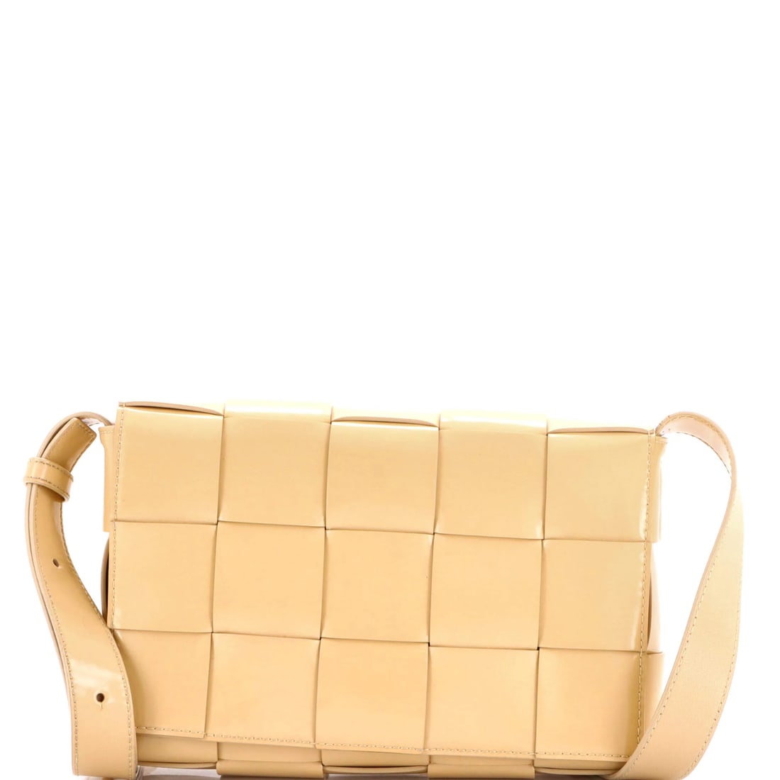 Hermes Azap Zip Around Wallet Silk'in Epsom Long: Few Hermes shapes read as quickly as the Azap Zip Around Wallet Silk'in Epsom Long. Dimensions are listed at about 8 x 4 x 1 in. The material is embossed, structured Epsom calfskin with silk. The buil