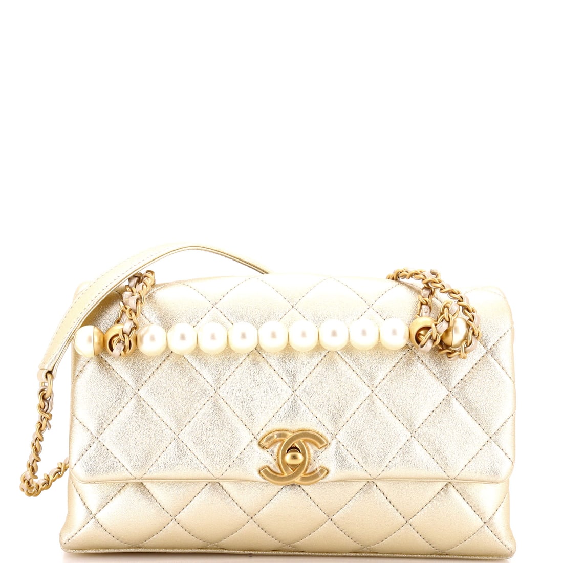 Chanel Chunky Chain CC Flap Bag Quilted Metallic Calfskin Small: Crisp and self-assured, the Chanel Chunky Chain CC Flap Bag Metallic wears its house identity without raising its voice, rendered in quilted calfskin leather. It comes in the Small size, a scale that 