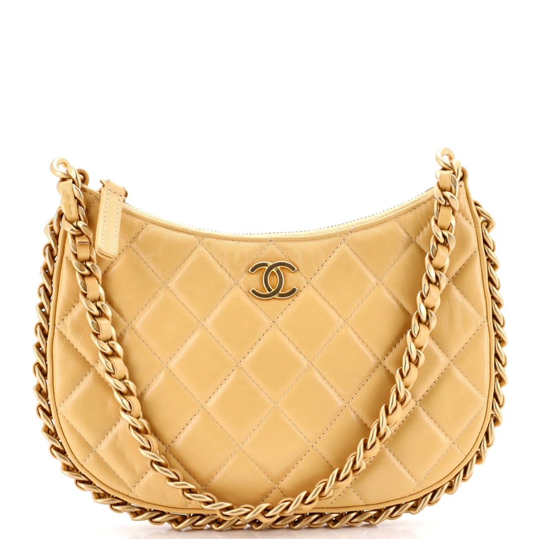 Chanel Pearl Samba Resin Chain Square Flap Bag Quilted Lambskin Mini: Chanel's Samba Resin Chain Square Flap Bag leads with disciplined lines and a carry profile built for real use, rendered in quilted lambskin leather. Presented in the Mini size for an easy, everyday f
