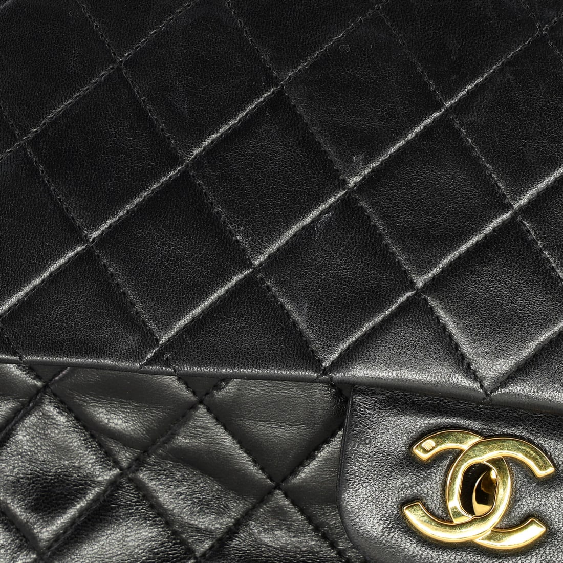 Chanel Vintage Classic Double Flap Bag Quilted Lambskin Medium: From Chanel, the Vintage Double Flap Bag arrives with the poise of a design that knows exactly what it is, rendered in quilted lambskin leather. Presented in the Classic size for an easy, everyday foo