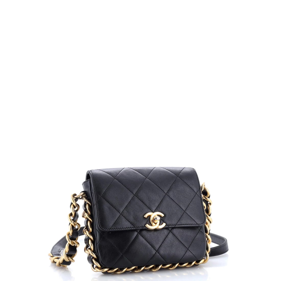 Chanel Reissue 2.55 Flap Bag Chevron Sheepskin 227: The Chanel Reissue 2.55 Flap Bag Chevron Sheepskin 227 opens with the balanced proportion and finish that define the model. Its measured 8 by 12 by 4 inch footprint gives bidders a confident sense of