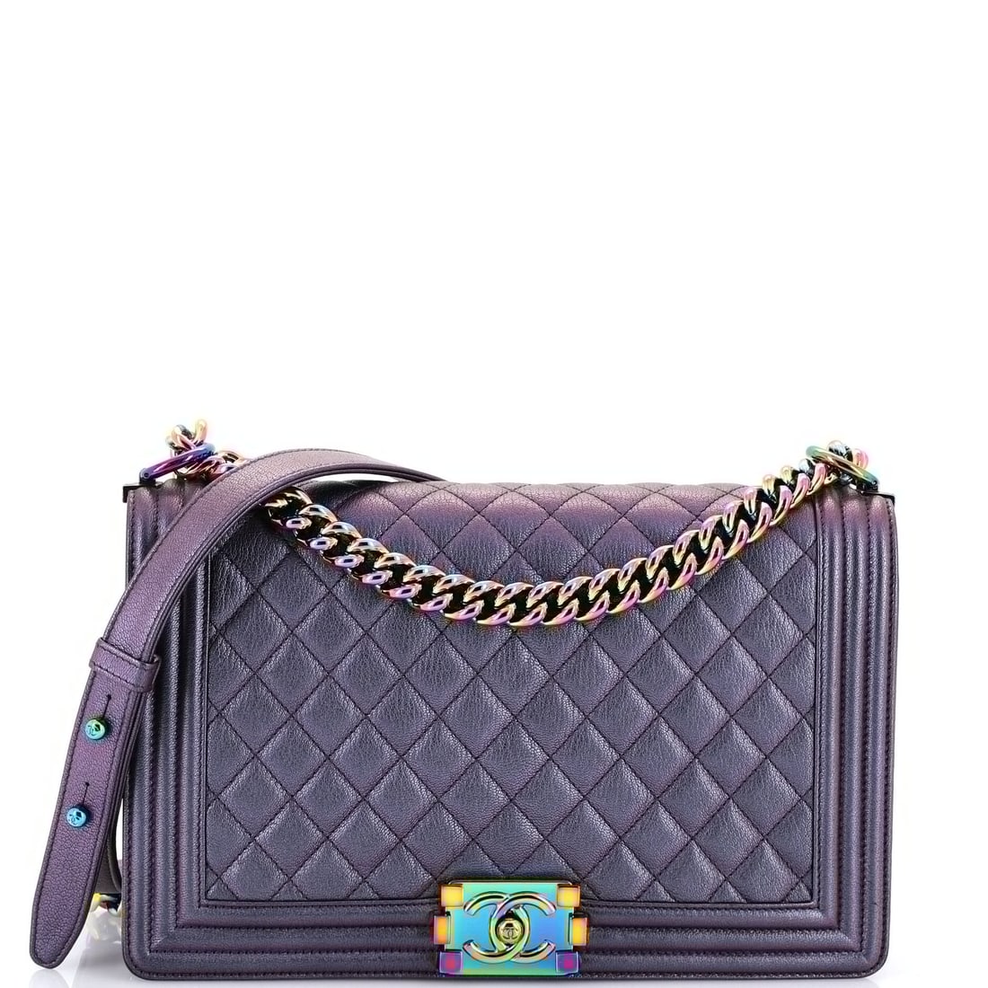 Chanel Boy Flap Bag Chevron Lambskin Mini: Crisp and self-assured, the Chanel Boy Flap Bag Chevron wears its house identity without raising its voice, rendered in lambskin leather. Presented in the Mini size for an easy, everyday footprint. Re
