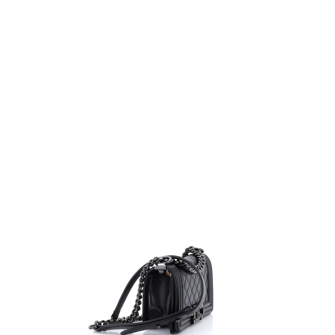 Chanel Vintage Classic Single Flap Bag Quilted Lambskin Maxi: From Chanel, the Vintage Single Flap Bag arrives with the poise of a design that knows exactly what it is, rendered in quilted lambskin leather. The Classic format strikes a versatile middle ground in