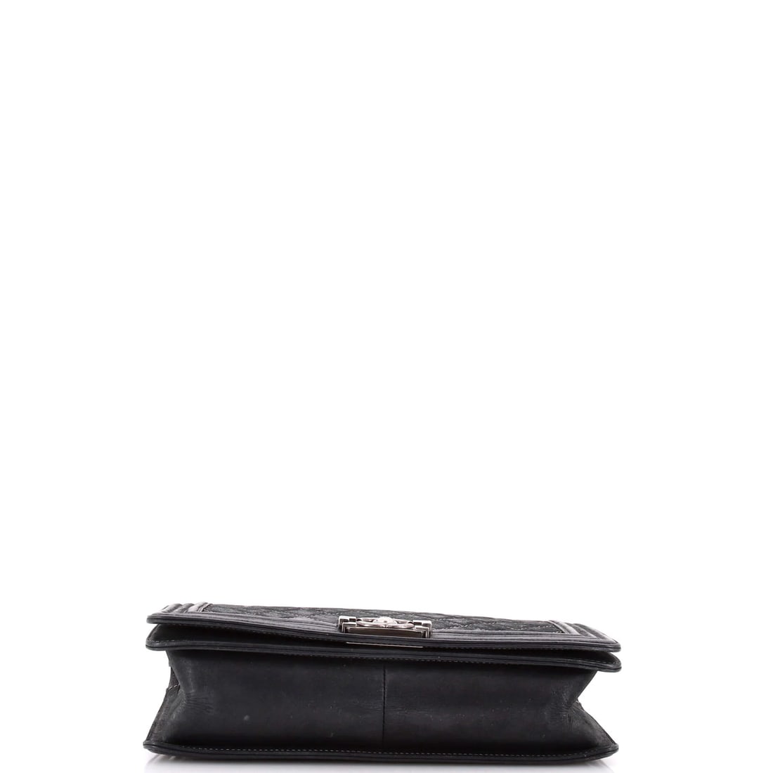 Chanel Boy Flap Bag Quilted Lambskin Old Medium: The Chanel Boy Flap Bag Old carries the unmistakable hand of the house in its proportion and finish, rendered in quilted lambskin leather. Presented in the Medium size for an easy, everyday footprint.
