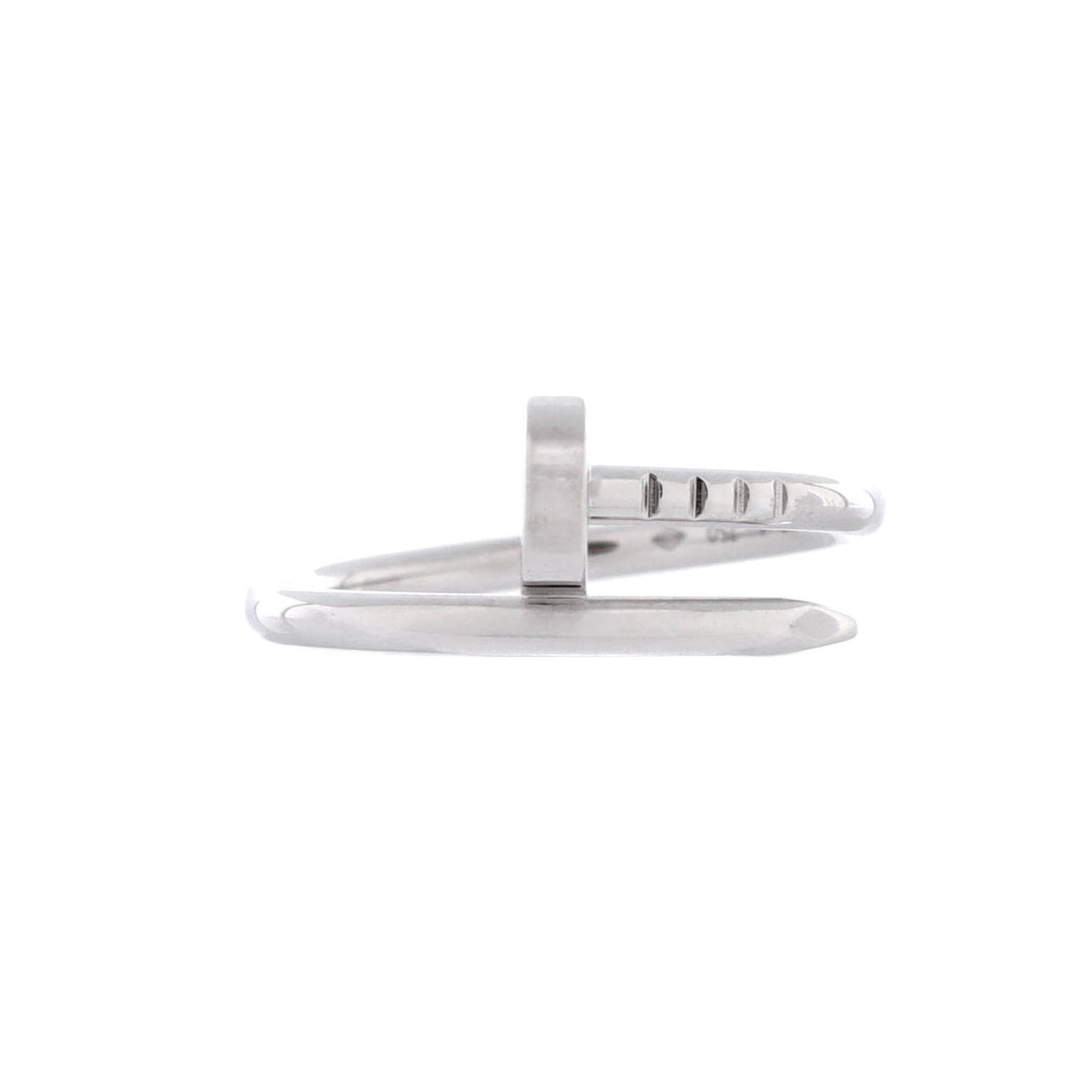 Cartier Juste un Clou Ring 18K White Gold: Cartier Juste un Clou Ring in 18K white gold. The nail motif wraps the form into jewelry, one of Cartier's most graphic codes. Fine-jewelry weight you can actually wear out of the box. In Grade B - Ex