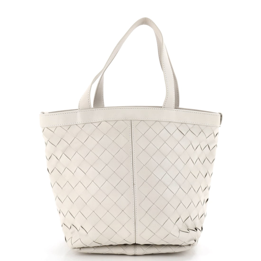 Bottega Veneta Flip Flap Tote Intrecciato Leather: Bottega Veneta Flip Flap Tote in Intrecciato leather. An open tote with a roomy, upright body. Scale sits at 12"W x 12"H x 6"D. A true everyday workhorse with the name to match. Presents in Grade B - 