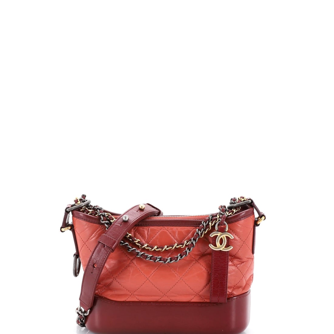 Chanel Gabrielle Hobo Quilted Aged Calfskin: Chanel Gabrielle Hobo. Two strap lengths in one bag, so it sits where you want it without fuss. At 8"W x 6"H x 3"D, 16" handle drop and 27" strap drop, the proportions read true to the line. Grade C