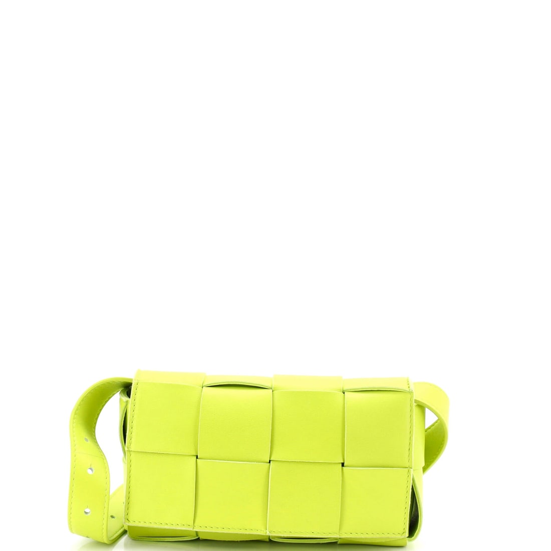 Bottega Veneta Cassette Belt Bag Maxi Intrecciato Leather: Bottega Veneta's Cassette Belt Bag. Squared and softly padded, it works crossbody or short on the shoulder. At 7"W x 4"H x 2.5"D, 14" strap drop, the proportions read true to the line. Comes in Grade 