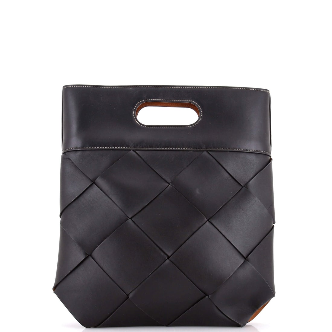 Bottega Veneta Slip Tote Maxi Intrecciato Leather: Bottega Veneta Slip Tote in maxi Intrecciato leather. An open tote with a roomy, upright body. Footprint is 13"W x 19"H x 1"D. Offered in Grade C - Very Good condition. Maison de Beaubigonne authentic